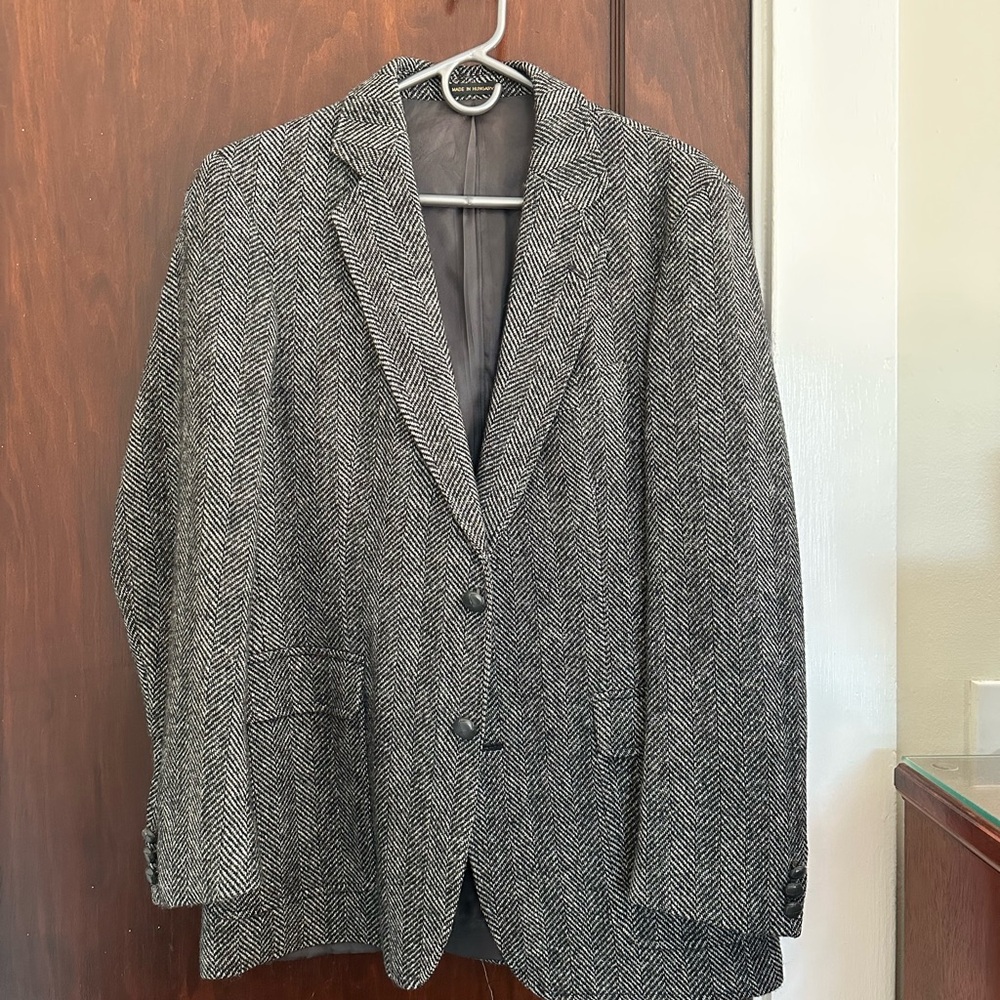Elegant Black and White Herringbone Blazer